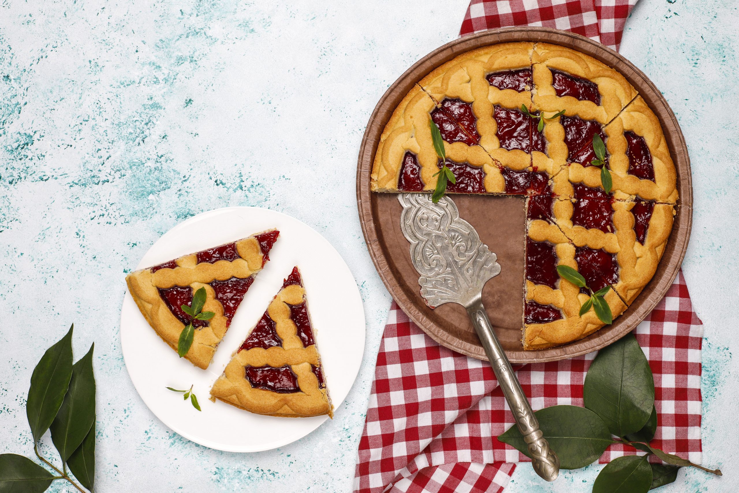 Delicious traditional berry cherry pie Crostata on light backgro